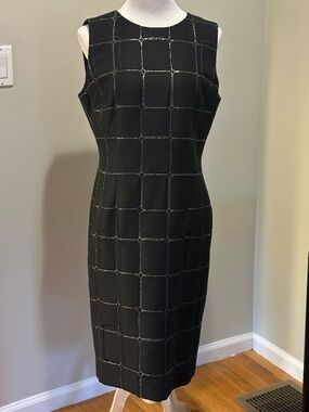 St. John Couture Black Sheath Dress Silver Geometric Accents Night Out Classic